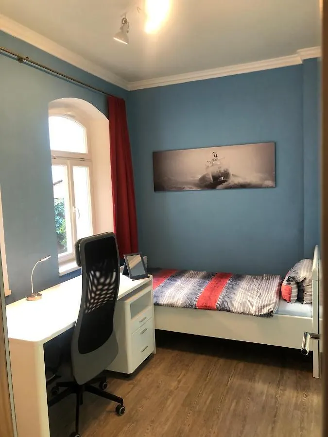 Apartment 3 Zimmer Mobiliert Nahe Zentrum/3 Room Furnished Near Center Nuremberg